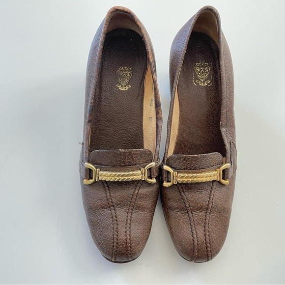 Vintage 70s Gucci Block Heel Loafers with Gold Accent Size 35 - Picture 3 of 11